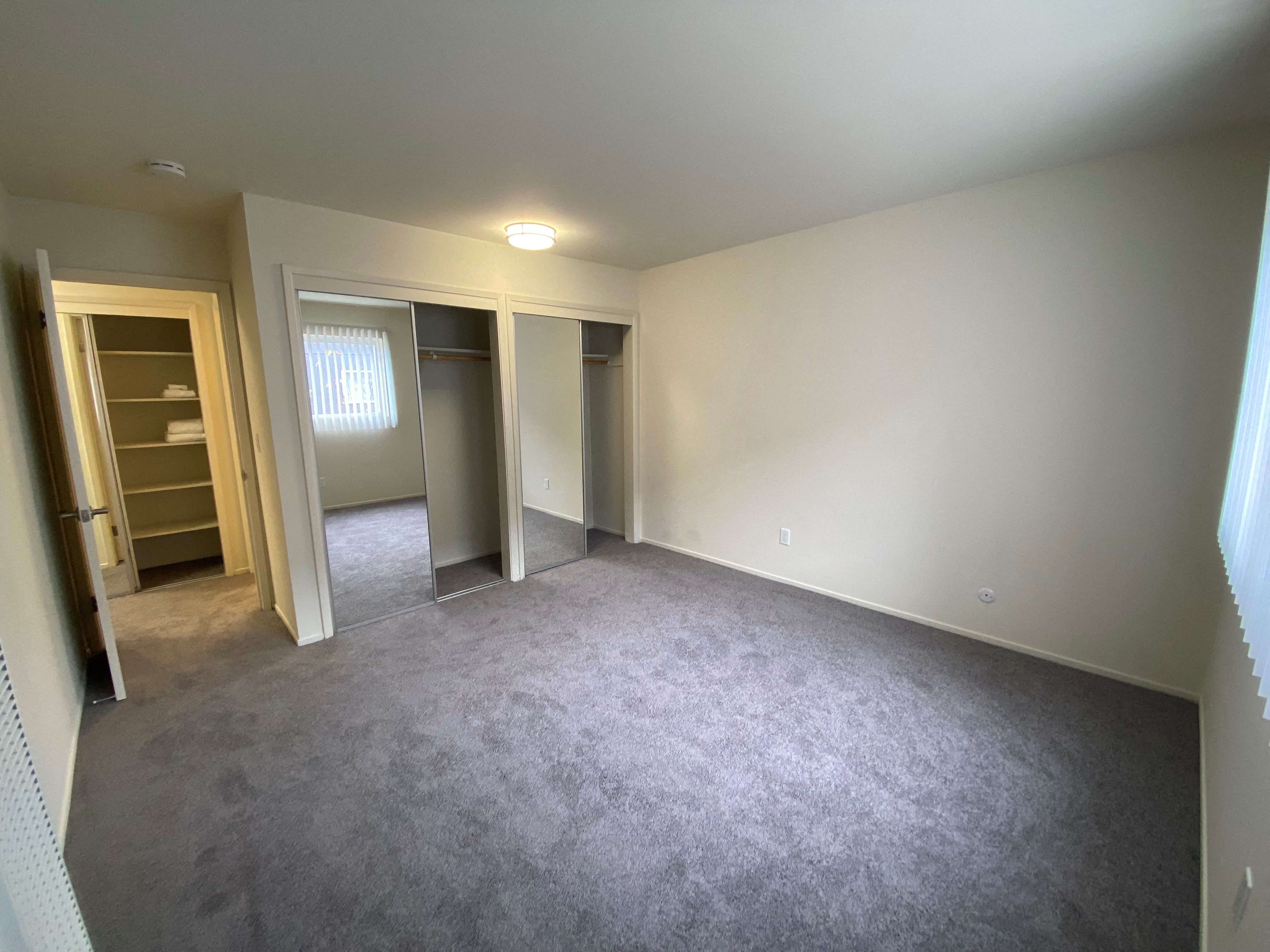 San Mateo Apartments photo 2